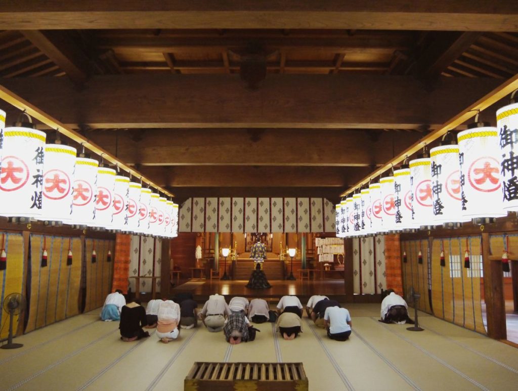 彌彦神社・御日供祭